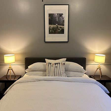 Westfir Lodge & Mountain Market Oakridge エクステリア 写真